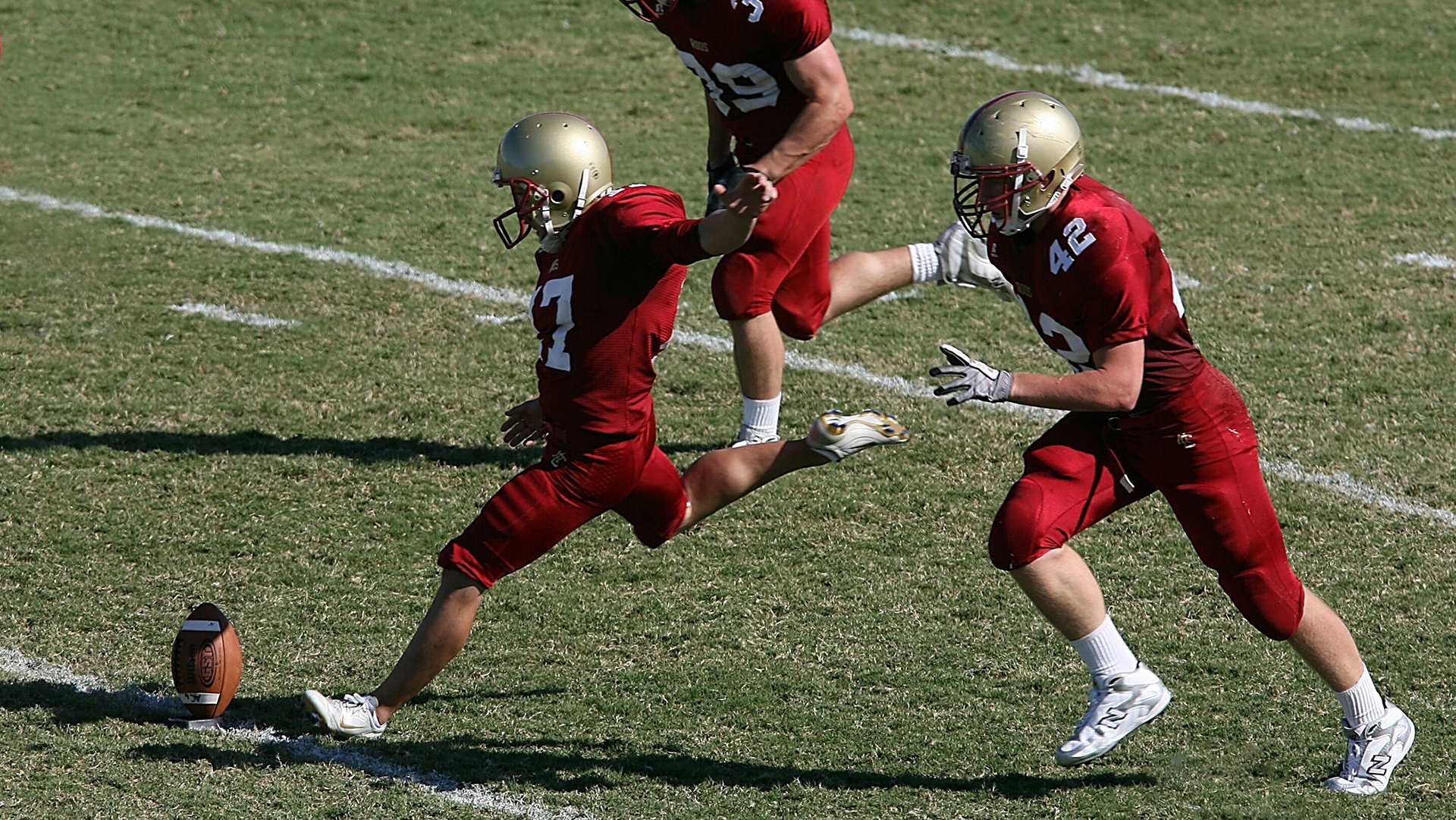 惊天大冷！纳达尔跨界吊打TES战队，新规则引爆全场，职业电竞选手集体破防？